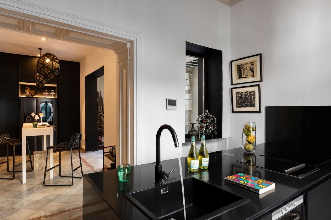 Bed and Breakfast Pajaro Rebelde Sevilla Exterior foto