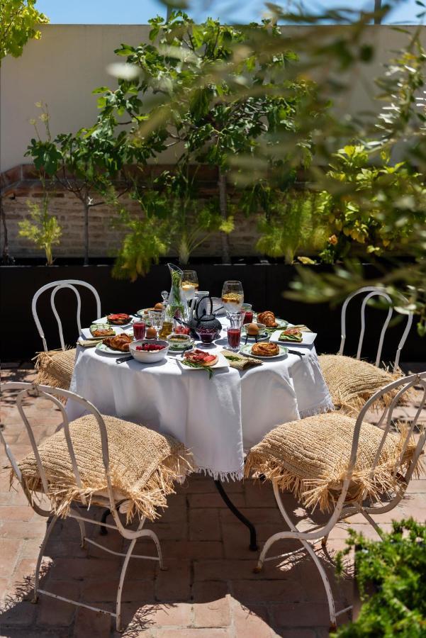 Bed and Breakfast Pajaro Rebelde Sevilla Exterior foto